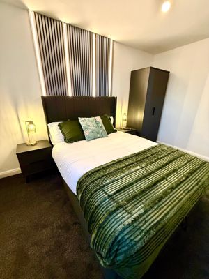 Photo 5- click for photo gallery